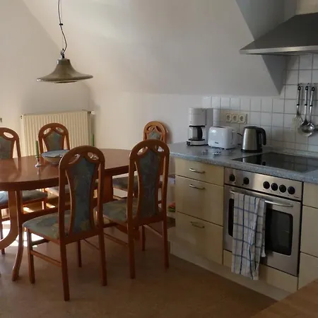 Eifelidylle Am Moselmaareradweg