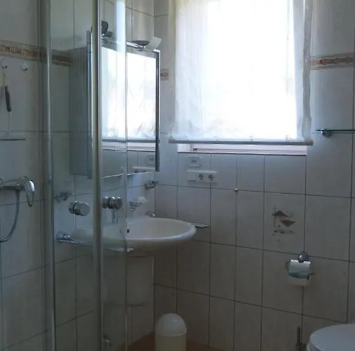 Eifelidylle Am Moselmaareradweg וויטליך